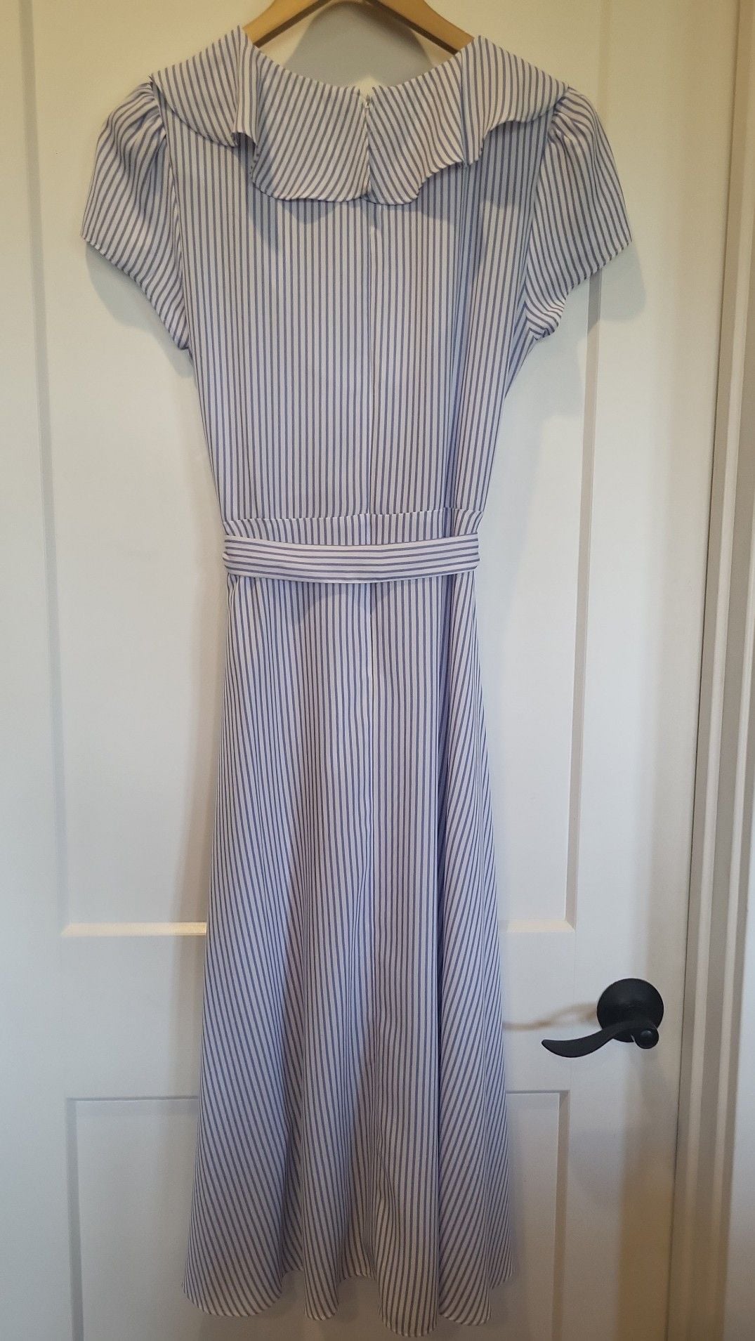 DN Design Blue and White Nautical Striped Ruffle Neck A-Line Midi Dress with Sash, size 6 3