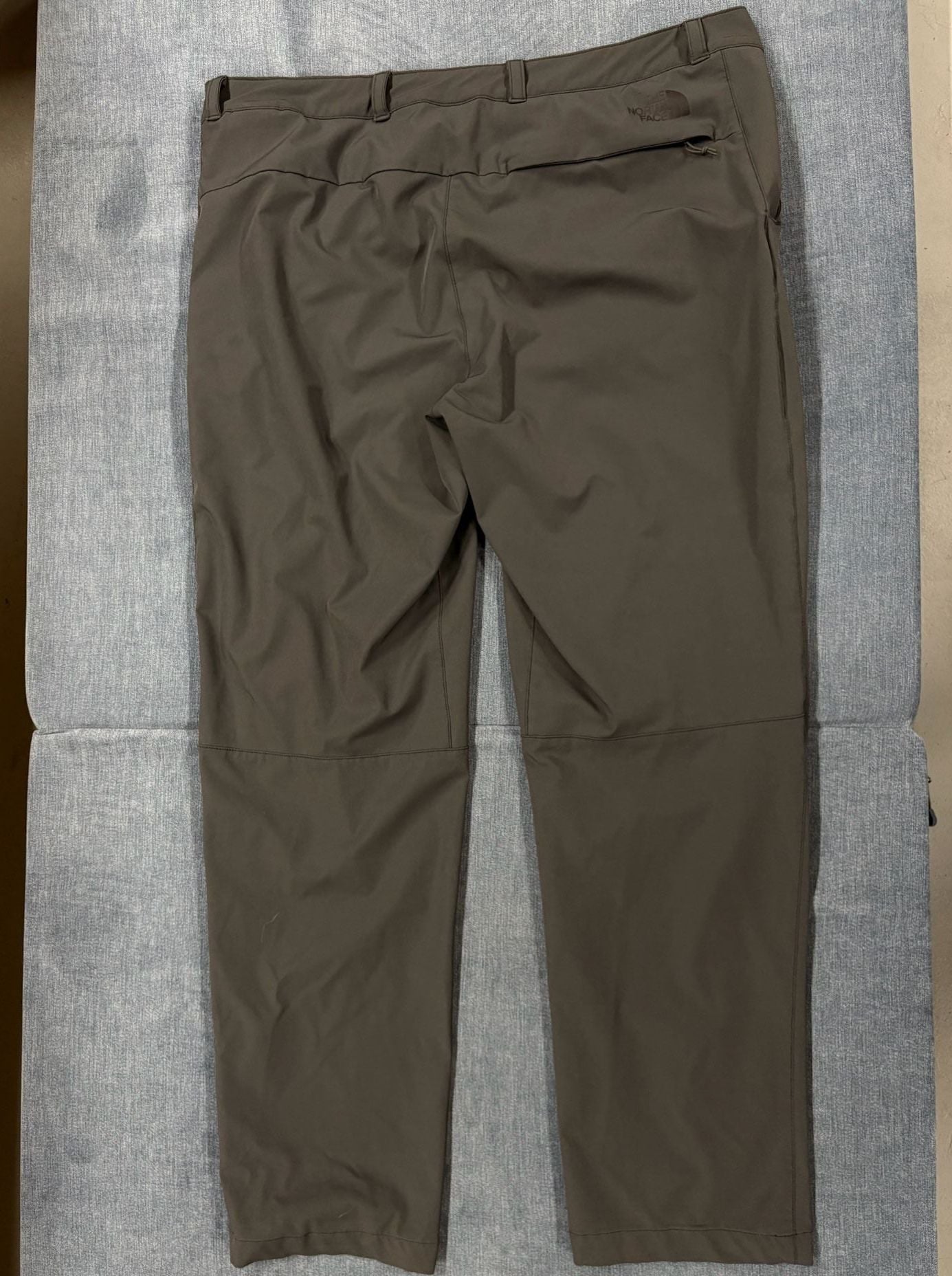 The North Face Gray Straight Leg Outdoor Performance Hiking Pants 8