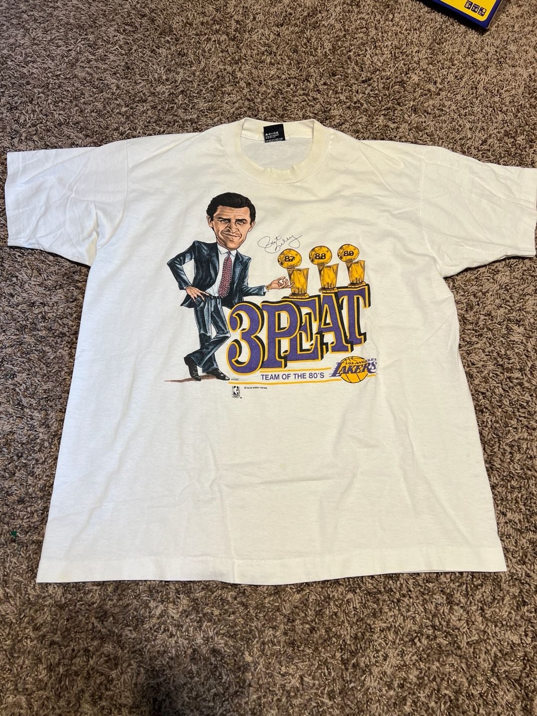 VINTAGE 80s RARE Los Angeles Lakers “3Peat Team of the 80s” '89 - White / Large 2