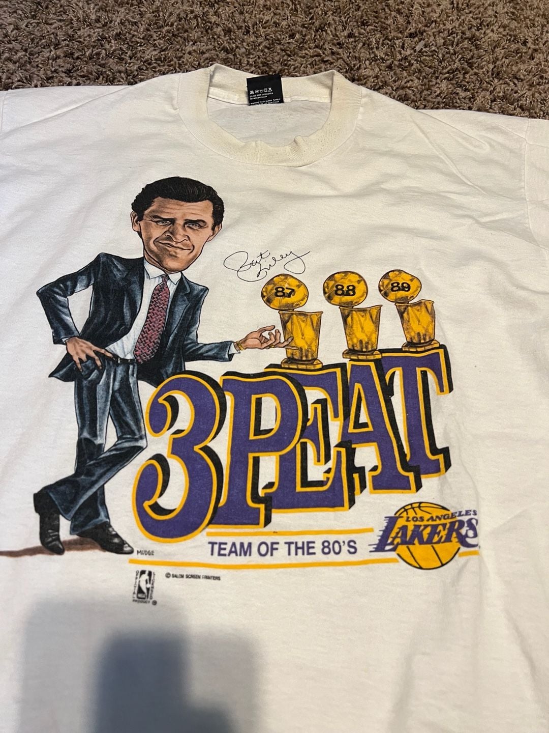VINTAGE 80s RARE Los Angeles Lakers “3Peat Team of the 80s” '89 - White / Large 3