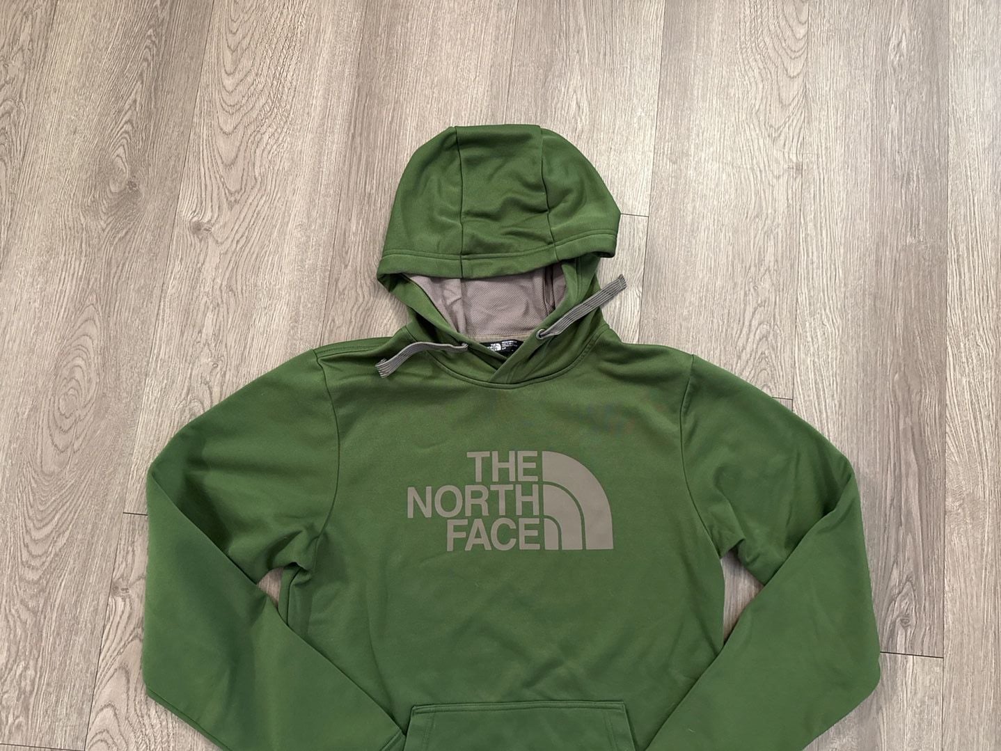 The North Face Mens Hoodie Pullover Olive Green Logo Relaxed Fit 4
