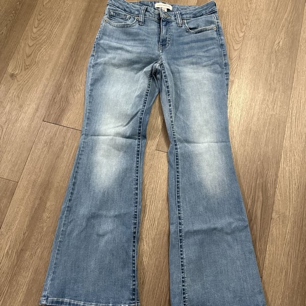 Lucky Brand Girls Mid Rise Flare Jeans Size 6/28A