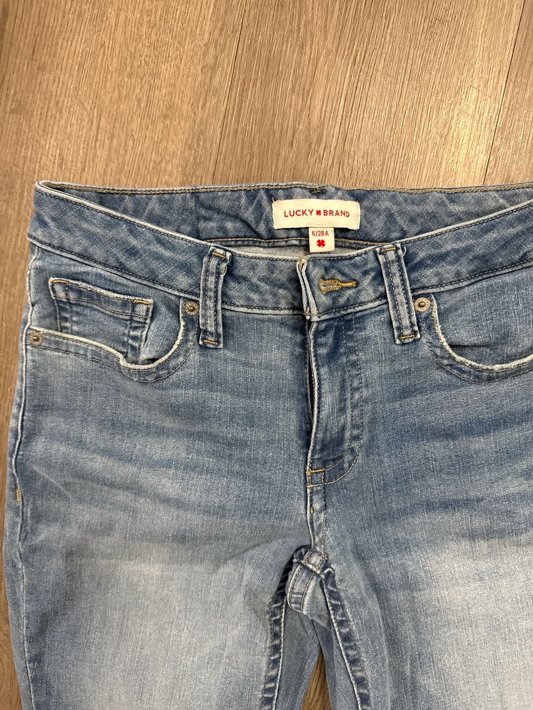 Lucky Brand Girls Mid Rise Flare Jeans Size 6/28A 3
