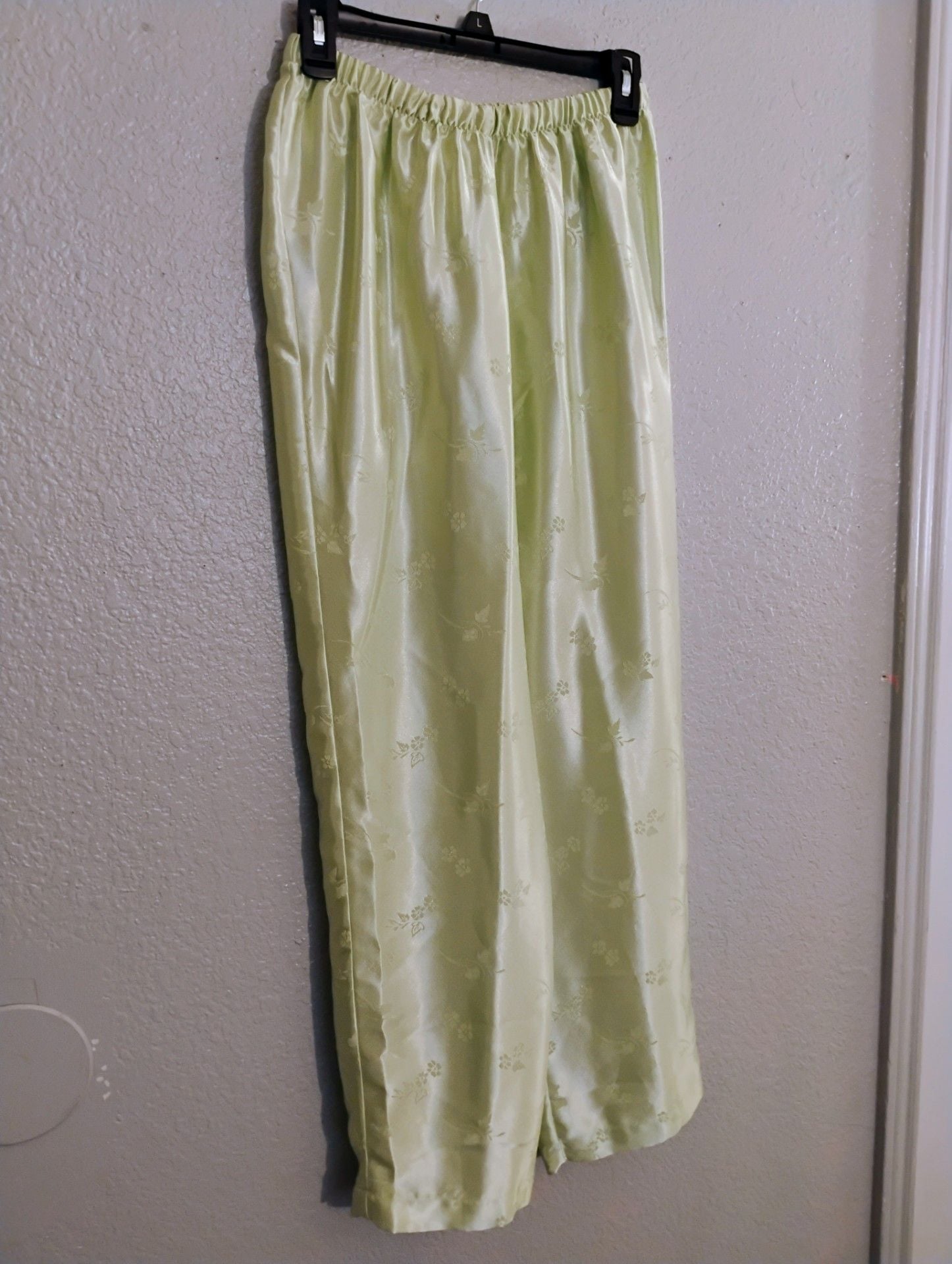 Vintage Amanda Stewart Intimates Mint Green Floral Embroidered Pajama Set - Large 5