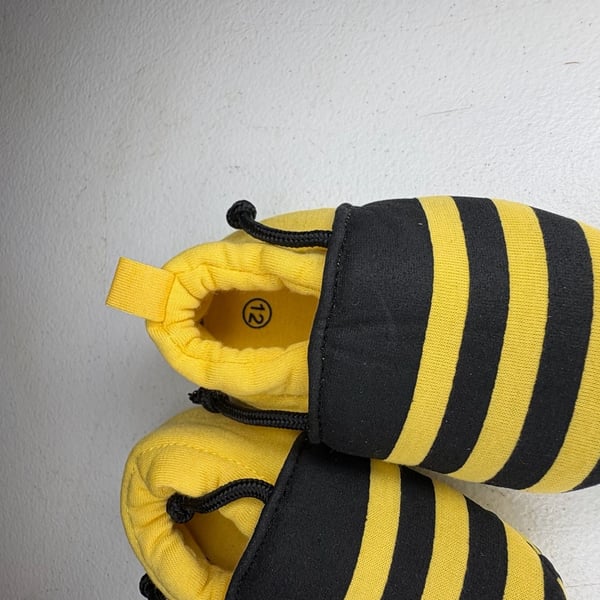 Zammy Yammy Baby Bumble Bee Soft Sole Pre-Walker Shoes