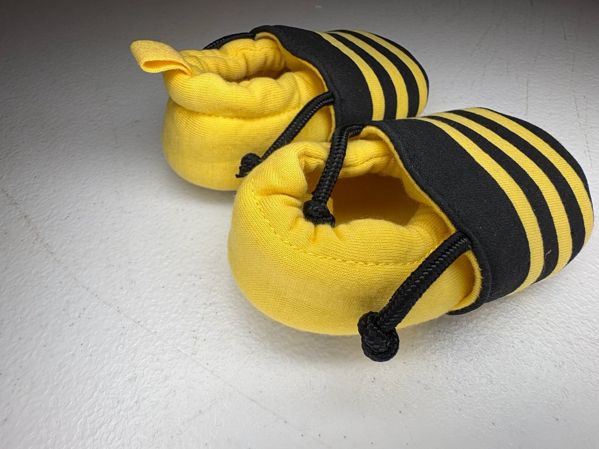 Zammy Yammy Baby Bumble Bee Soft Sole Pre-Walker Shoes 3