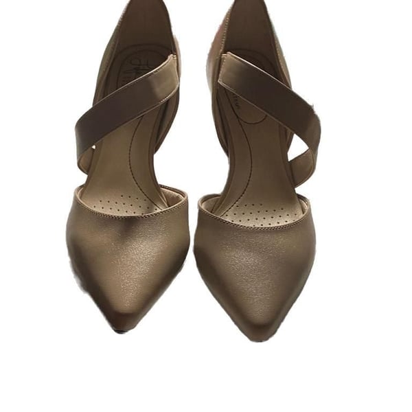 LifeStride Suki Soft System Asymmetric Strap Pumps Taupe