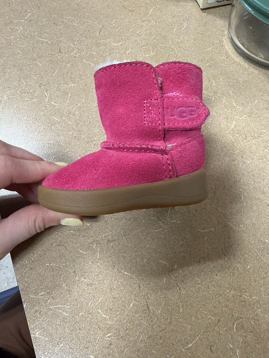 UGG Keelan Baby Girl Pink Suede Fur Lined Boots Size 0/1 4