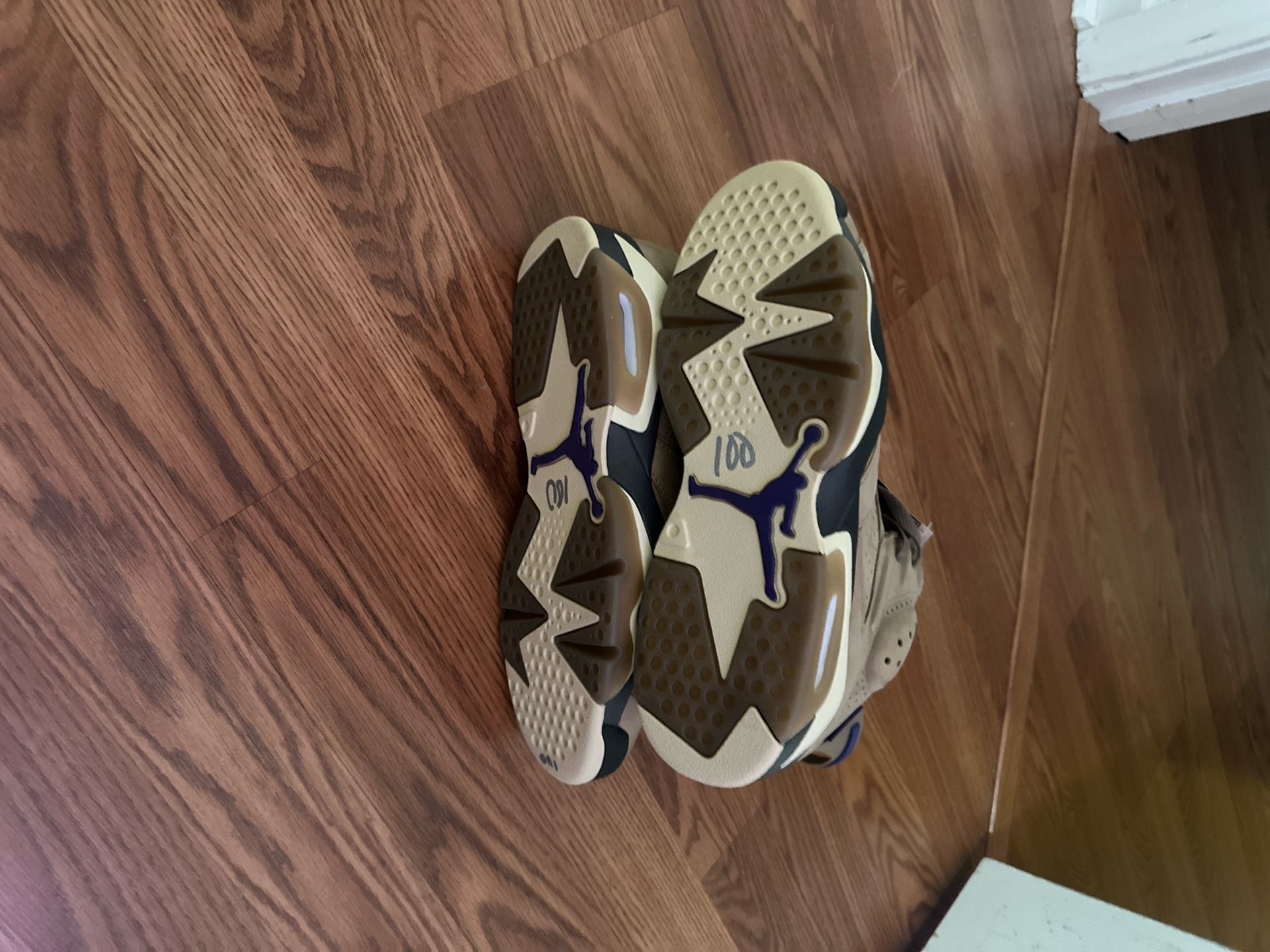 Women's Air Jordan 6 Retro GORE-TEX Brown Kelp 3