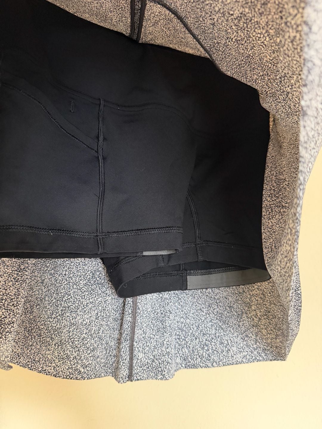 Lululemon Lost In Pace Skirt Sea Spray Alpine White Black Size 4 4