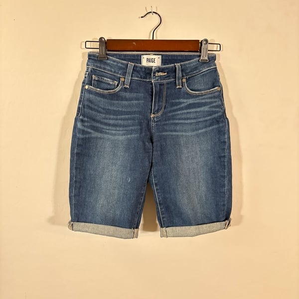 PAIGE Jax Knee Short Cuffed Bermuda Denim Size 25