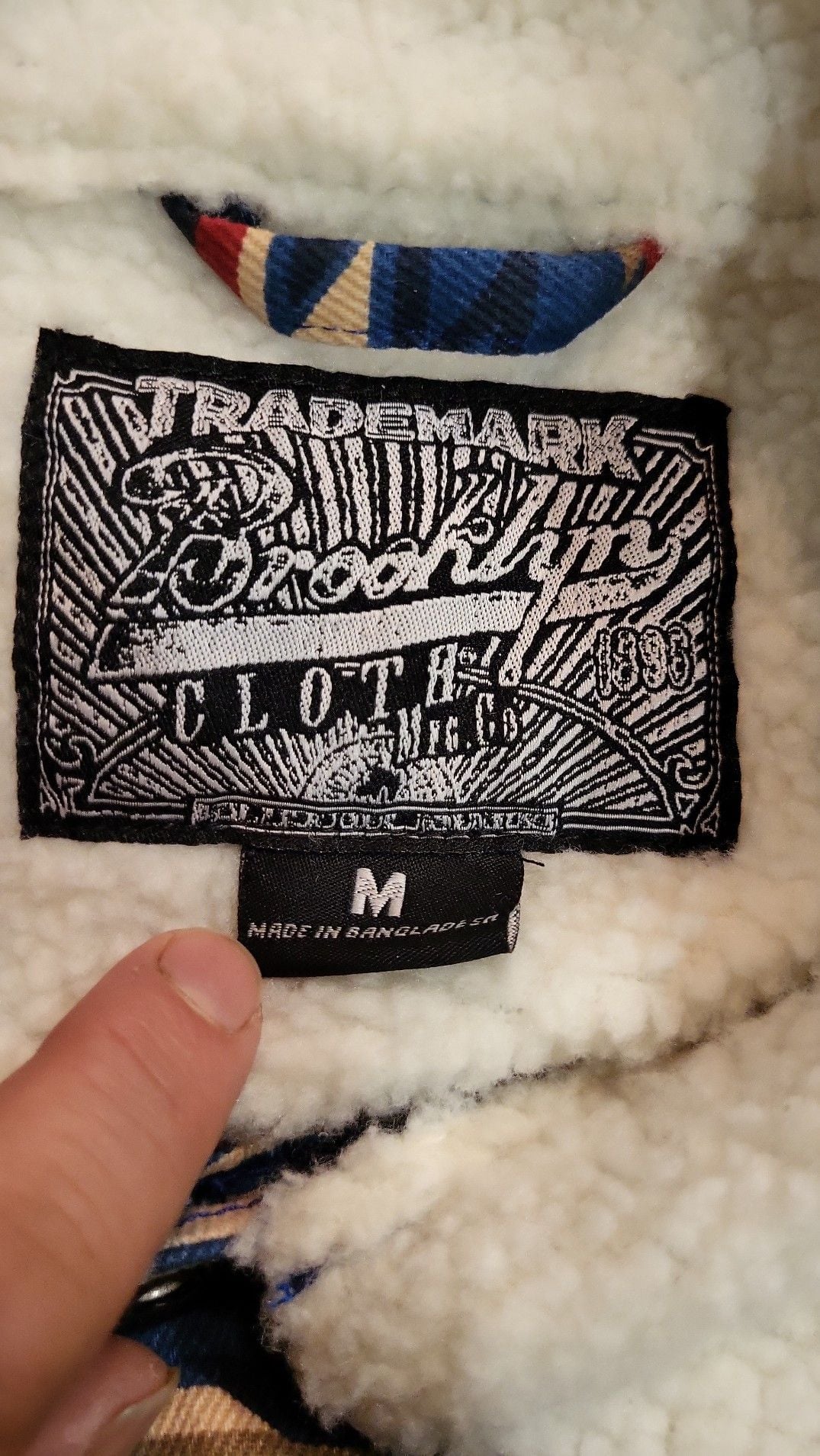 Product thumbnail 4