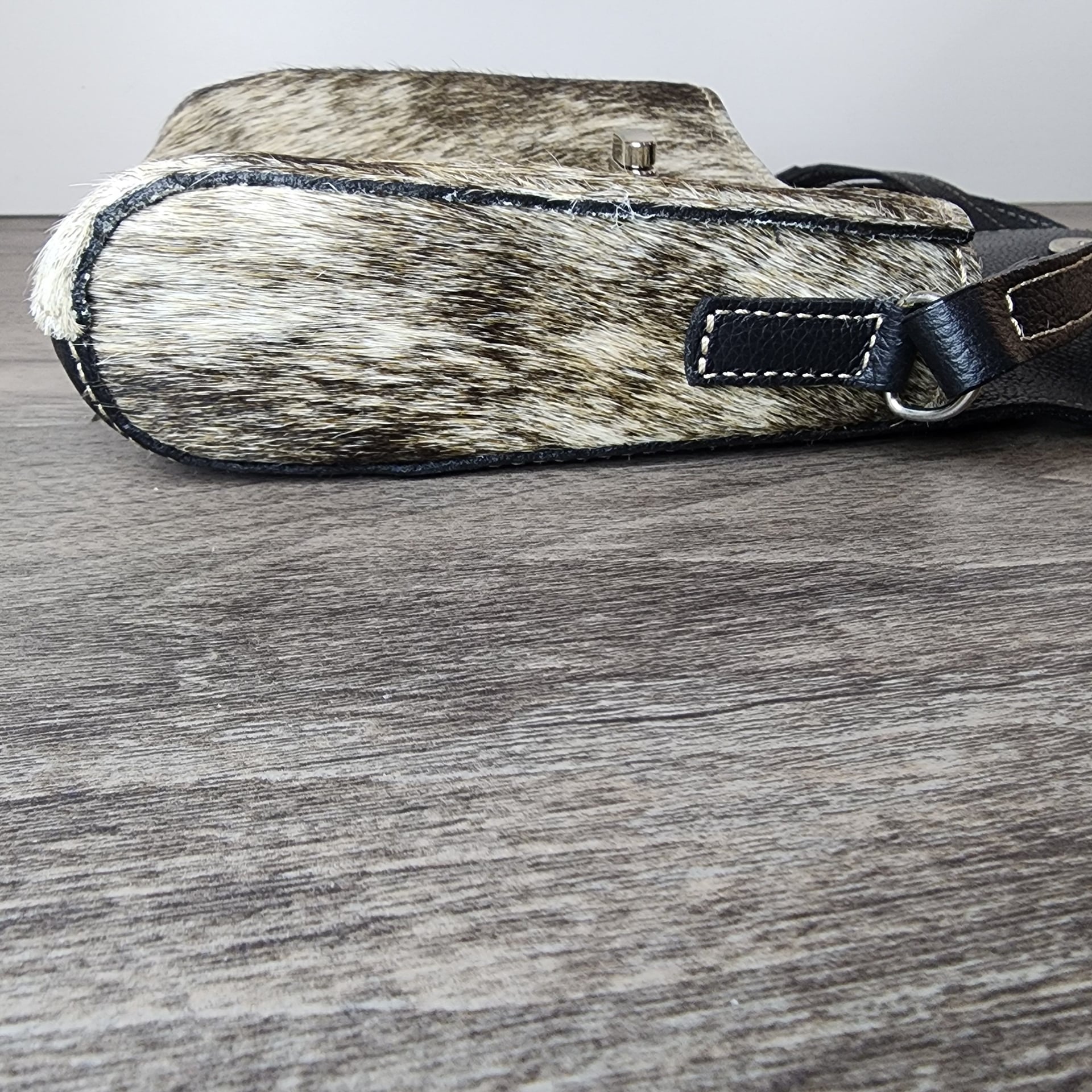 Small Brown and White Cowhide Hair-on-Hide Crossbody Purse 9