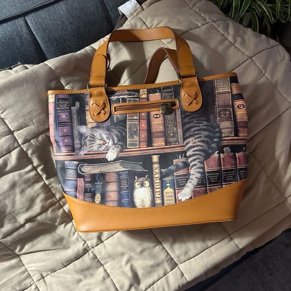 Classic Tails Library Cat Handbag Charles Wysocki Frederick the Literate Tote