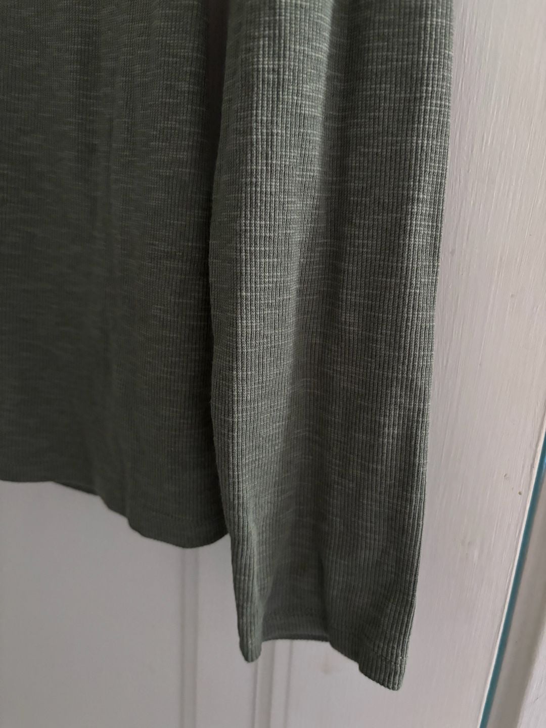 Candace Cameron Bure Long Sleeve Ribbed Henley Top Green Size Medium 5