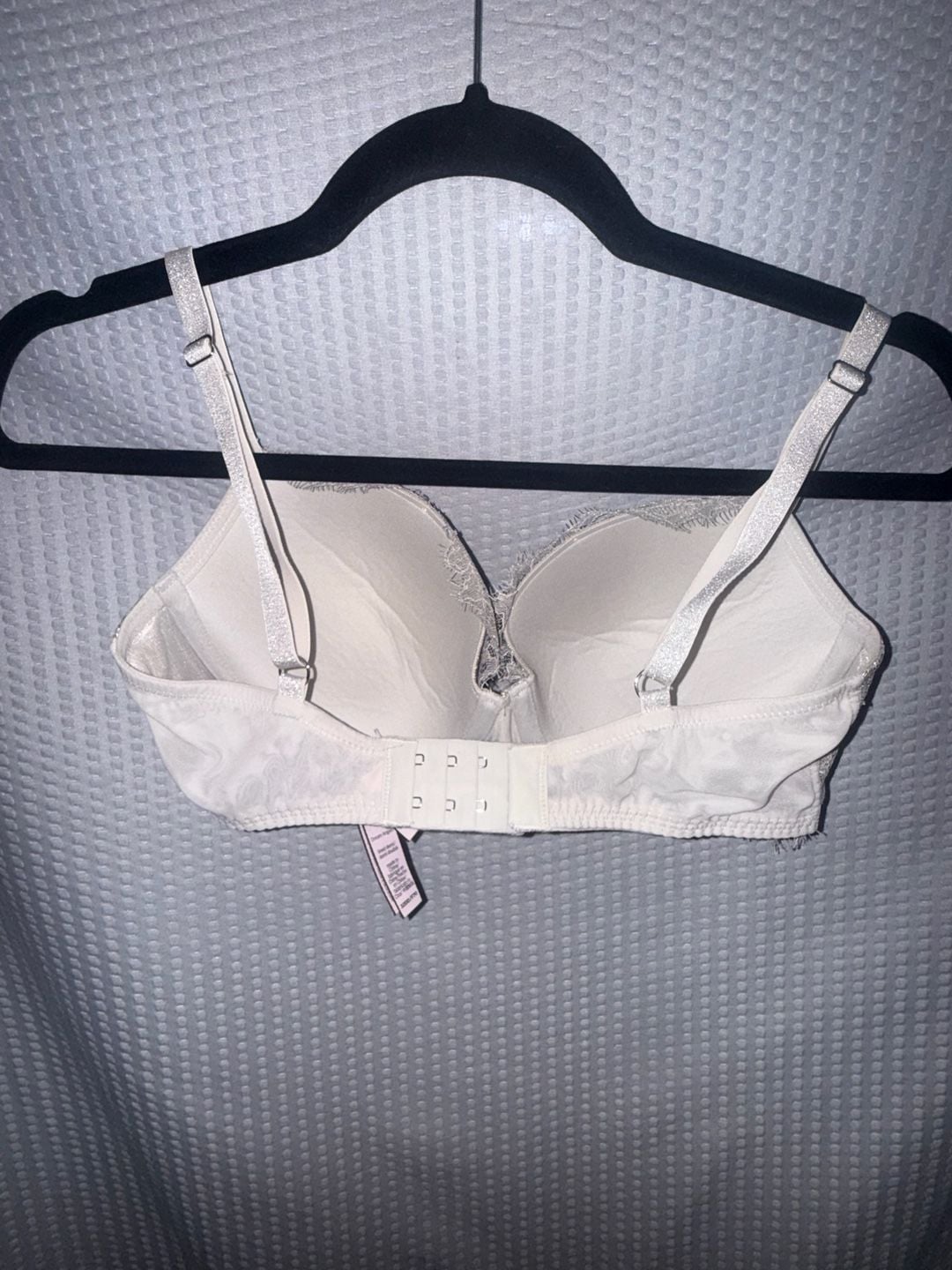 Victoria's Secret Dream Angels Silver Metallic Chantilly Lace Lined Demi Bra 32DD 2