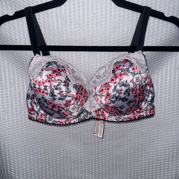 Victoria's Secret Dream Angels Floral Lined Demi Bra with Lace Trim 32DD