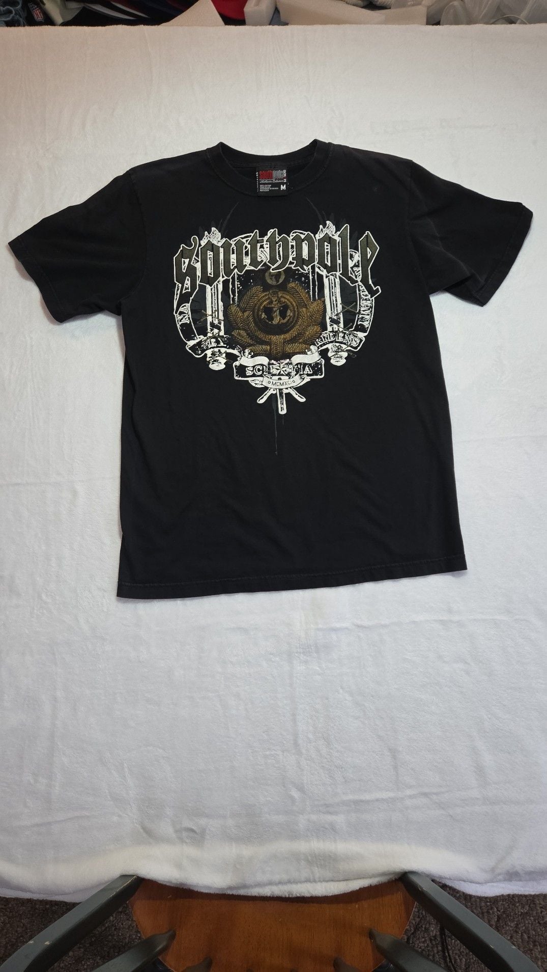 Vintage Southpole Y2K Graphic T-Shirt Emo Grunge Gothic Crest Black Tee 2