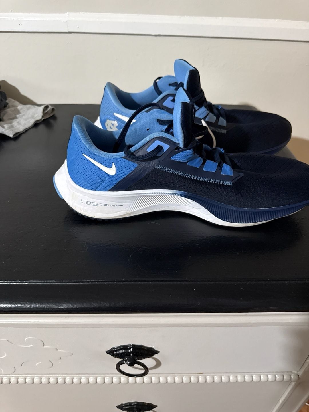 Nike Air Zoom Pegasus 38 North Carolina Tar Heels UNC DJ0860-400 Men's Running Shoes 5