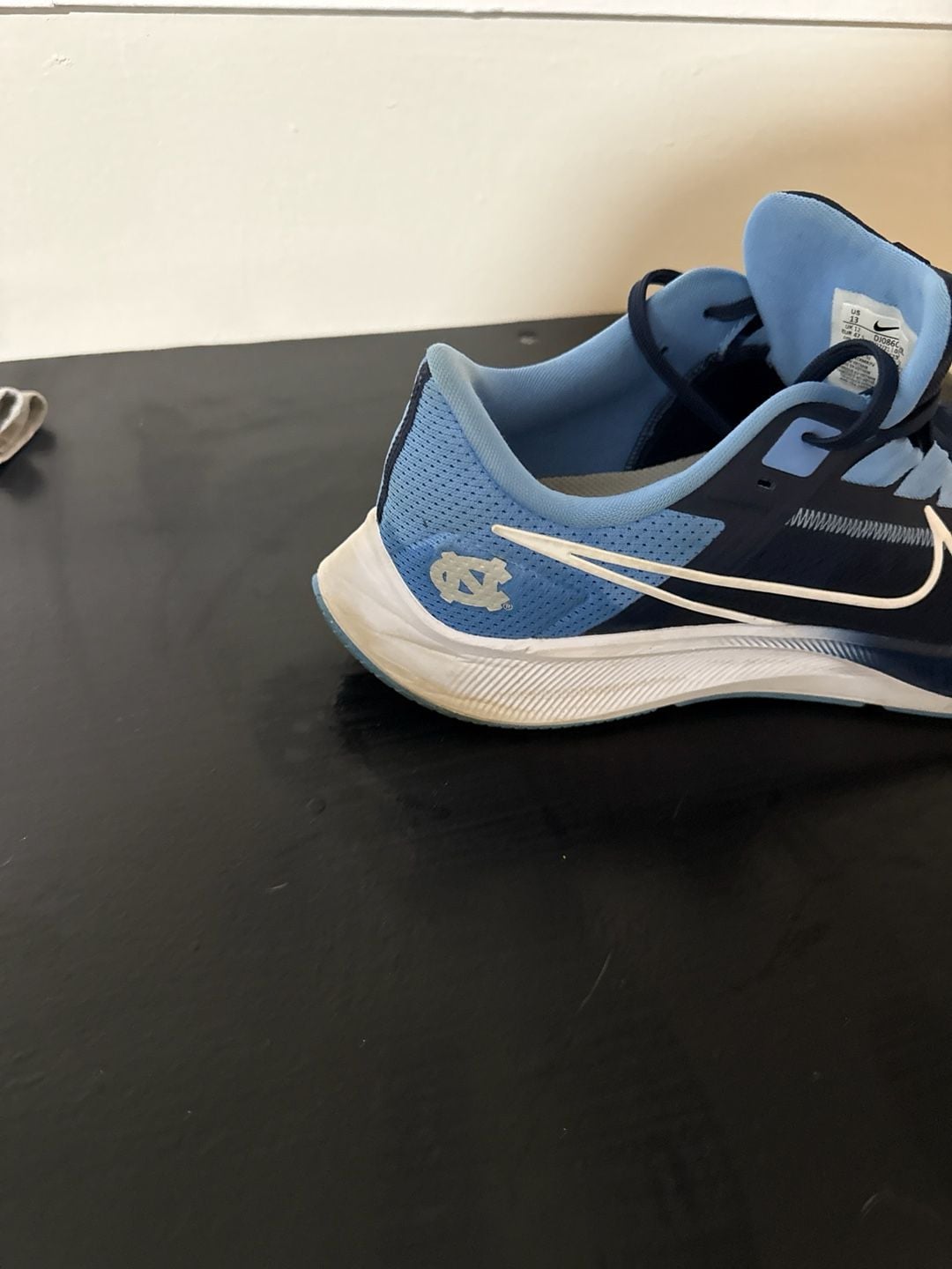 Nike Air Zoom Pegasus 38 North Carolina Tar Heels UNC DJ0860-400 Men's Running Shoes 6