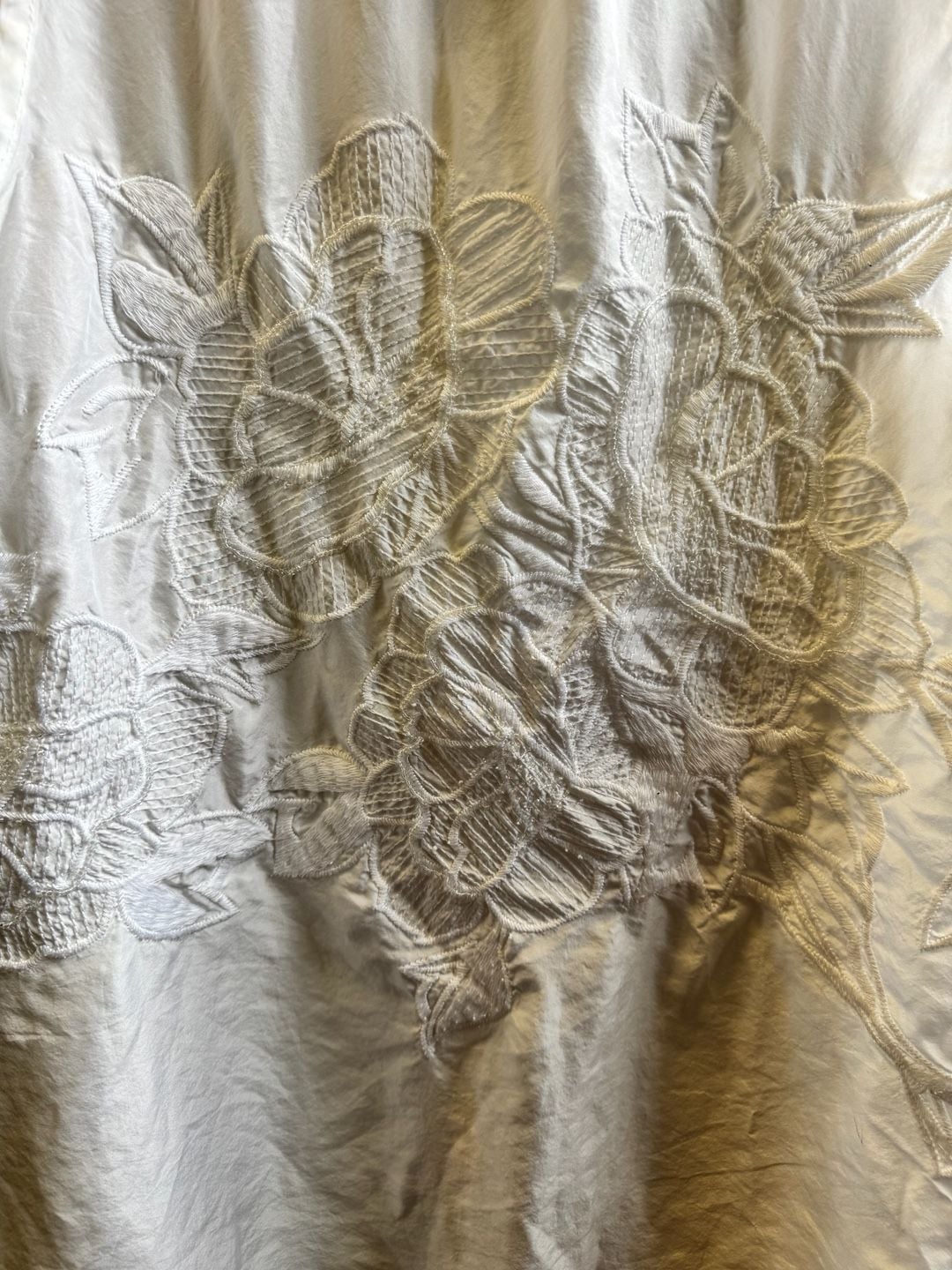 Da-Nang y2k Vintage 100% Silk Embroidered Floral beaded Button-Down white Tank Top 8