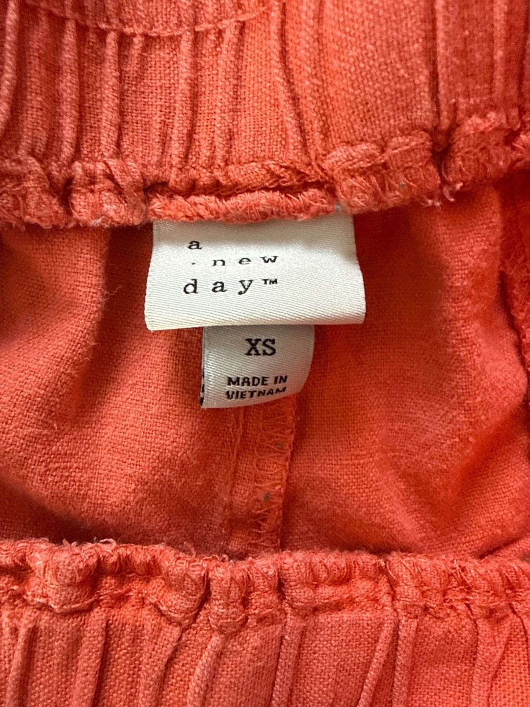 A New Day Women's Orange High-Waisted Linen Blend Elastic Waist Utility Shorts Size XS 4