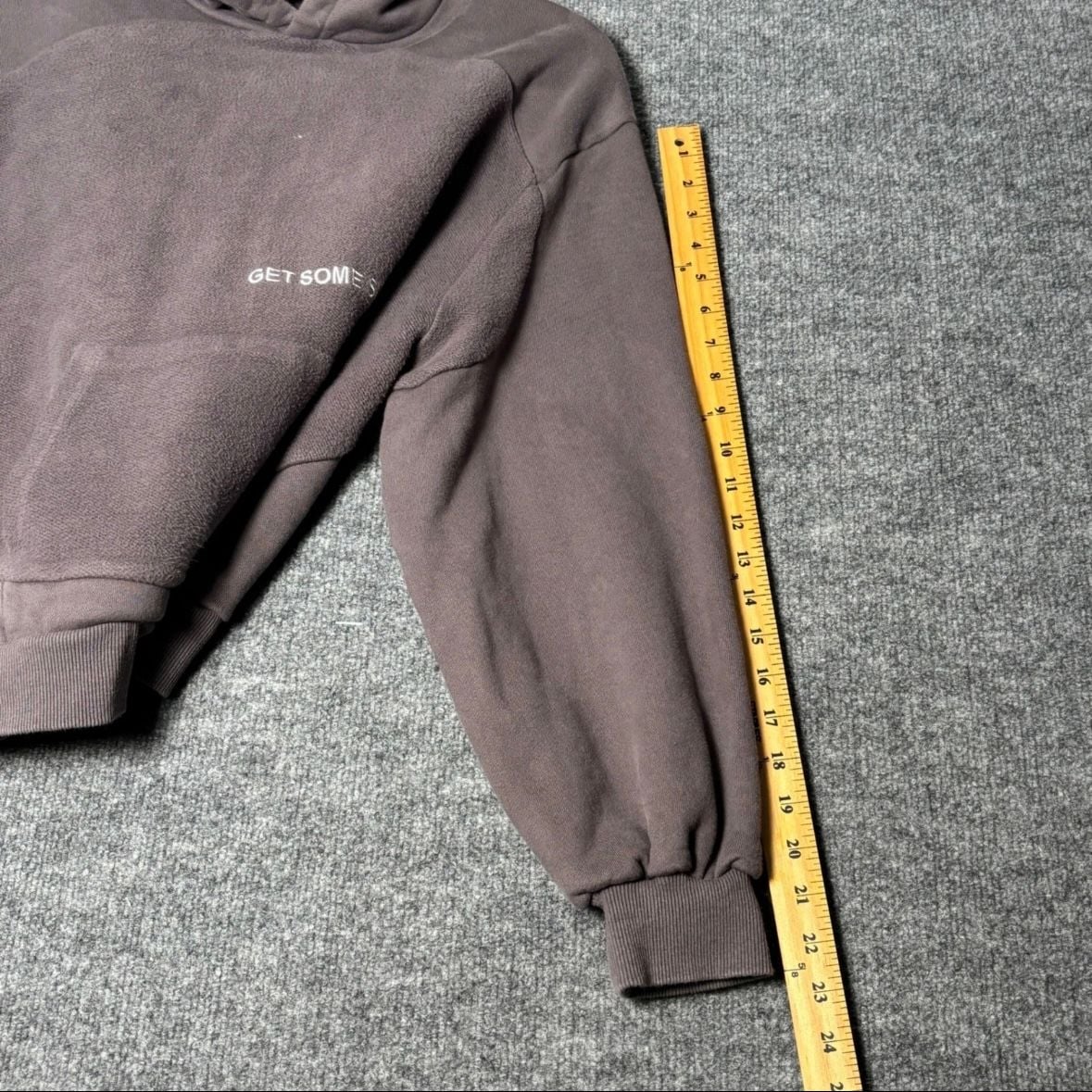 Get Some Sleep 'Everyone I Love Is Here' Fleece Panel Cropped Hoodie - Brown 13