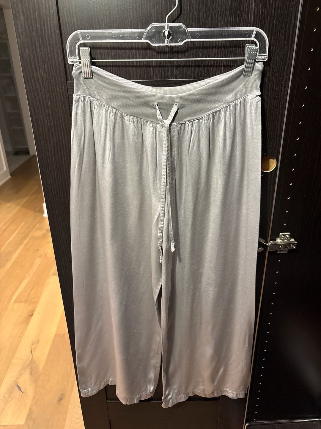PJ Harlow 2-Piece Satin Lounge Set Laura Tank and Jolie Capri Pants in Silver 1