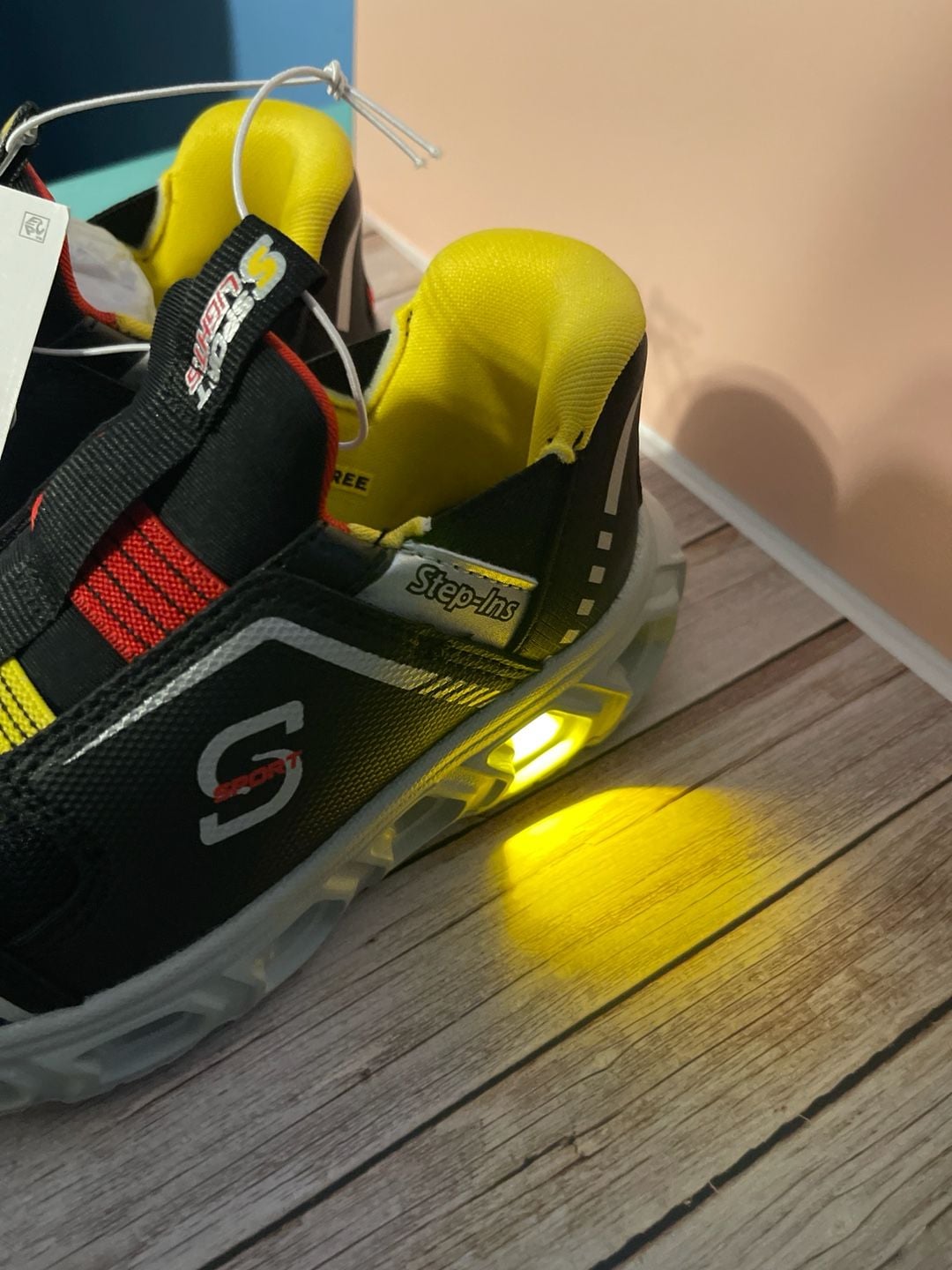 S Sport by Skechers Kids' Kaleb Light-Up Hands Free Step-In Sneakers 7