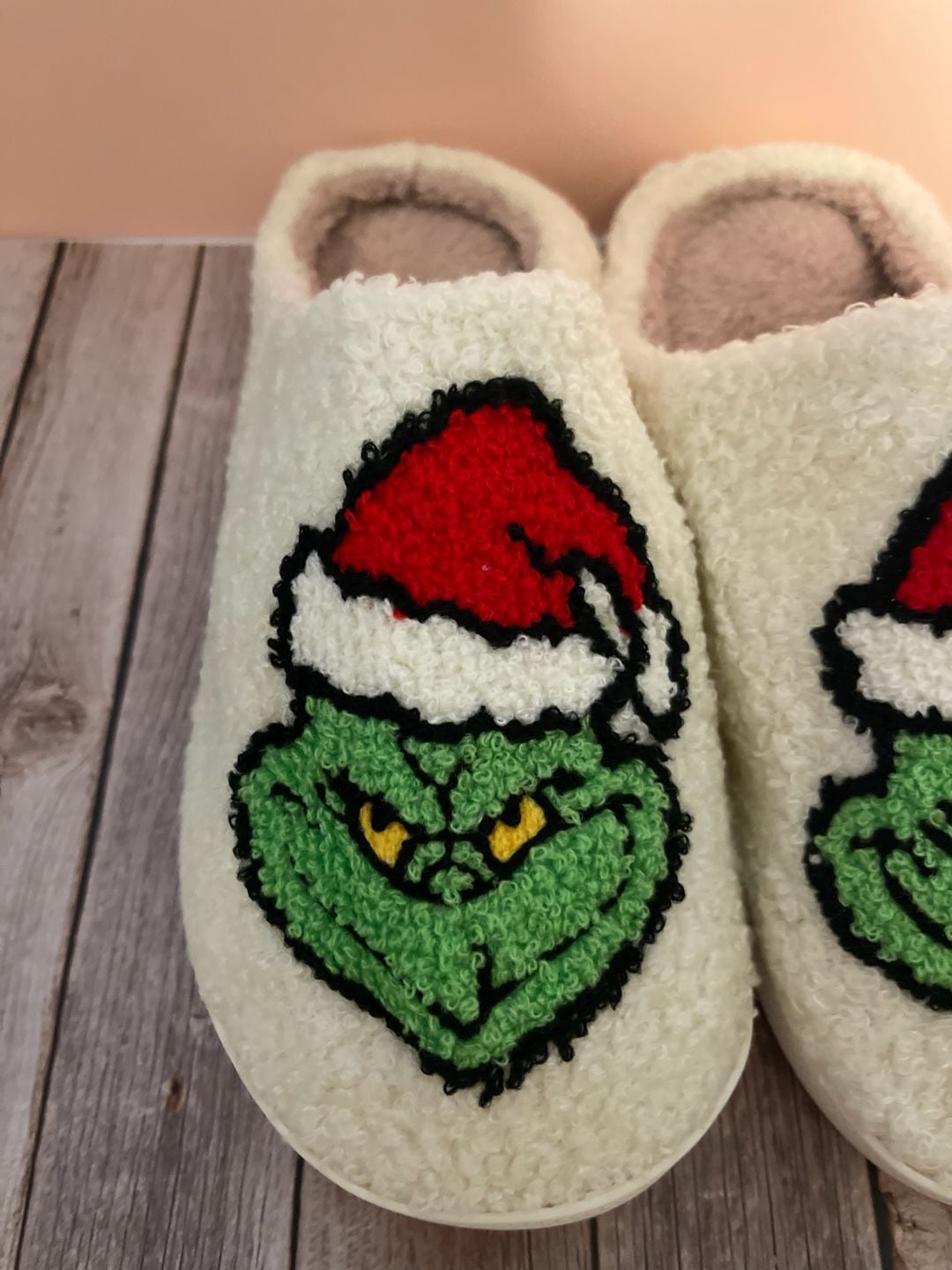 The Grinch Christmas Plush Sherpa Slip-On House Slippers 3