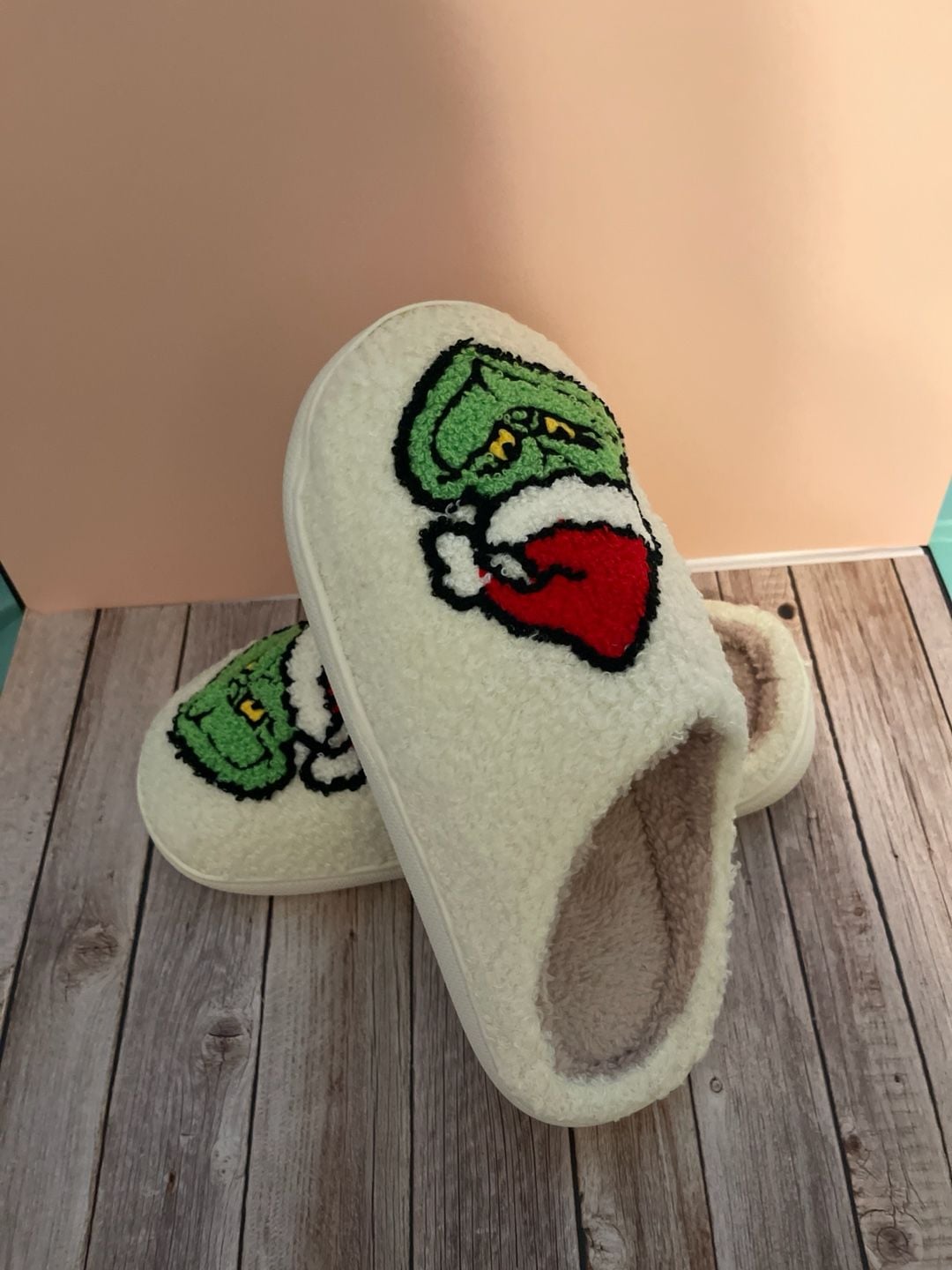 The Grinch Christmas Plush Sherpa Slip-On House Slippers 5