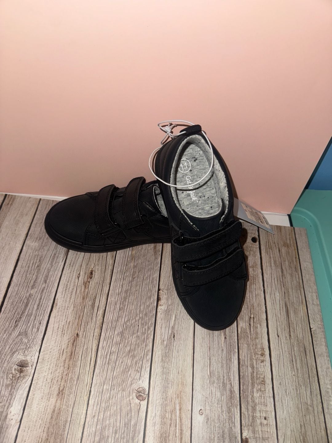 Cat & Jack Kids Parker Velcro Sneakers Black Size 11 4