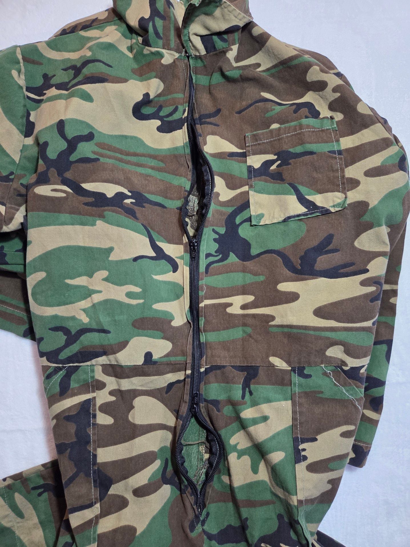 Vintage Game Winner Sportswear Woodland Camo Hunting Coveralls Jumpsuit XL 9