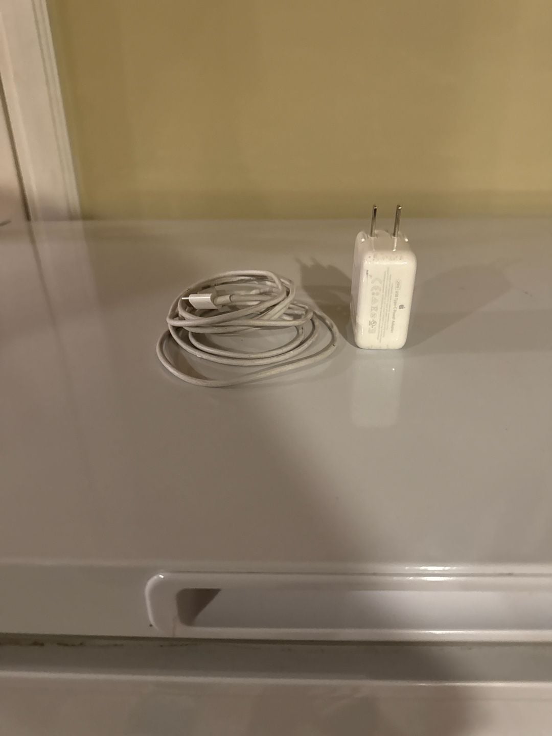 Genuine Apple 29W USB-C Power Adapter and Charging Cable 1