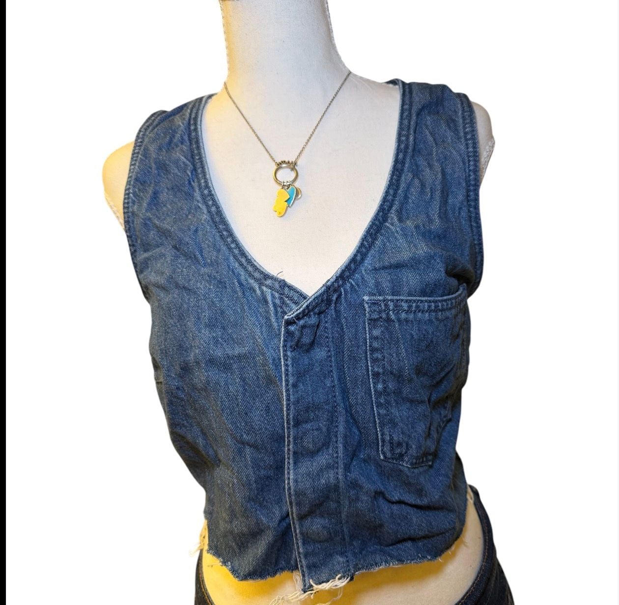 Universal Thread Cropped Denim Vest Raw Hem Sleeveless Blue Size 12 4
