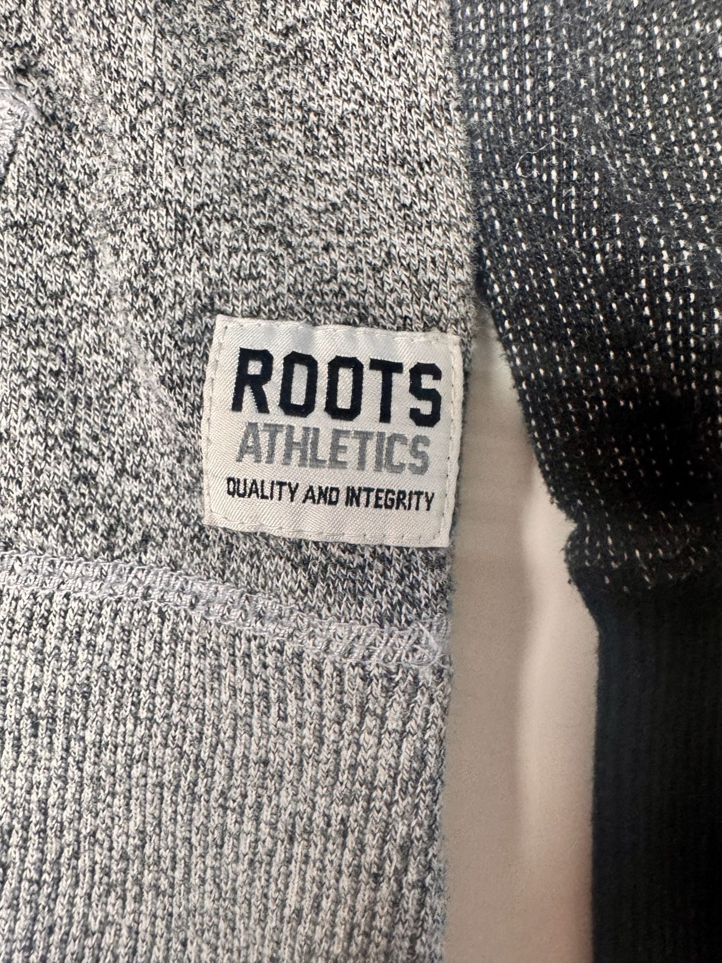 Roots Canada Salt and Pepper Contrast Kanga Hoodie with Beaver Logo 5