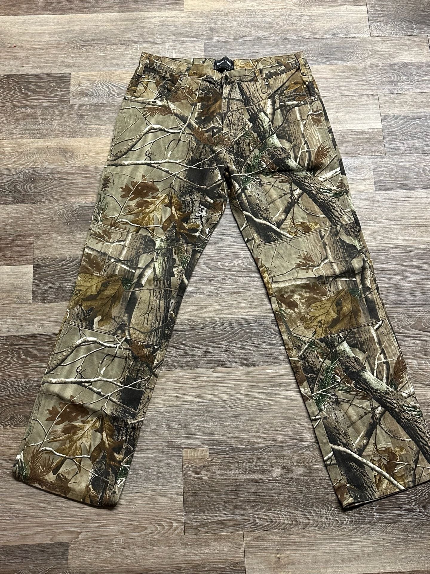Realtree AP 5-Pocket Camo Hunting Pants with Reinforced Knees 5