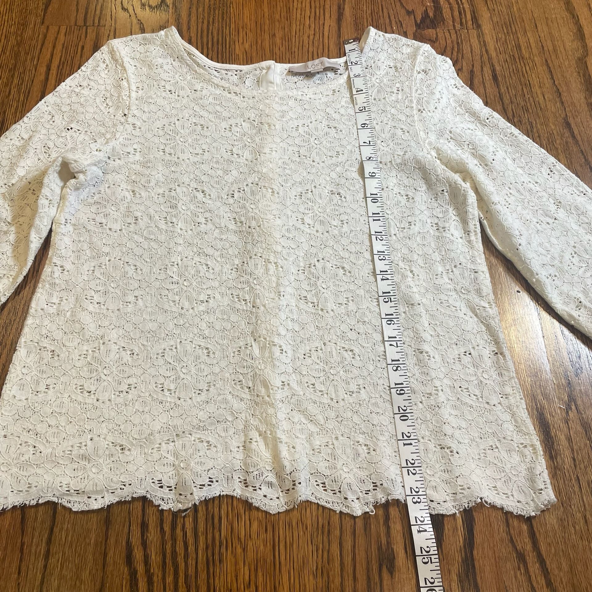 LOFT Ivory Floral Lace Long Sleeve Button Back Top Blouse 9