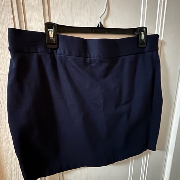INC International Concepts Navy Blue Ponte Knit Mini Skirt - Size 16