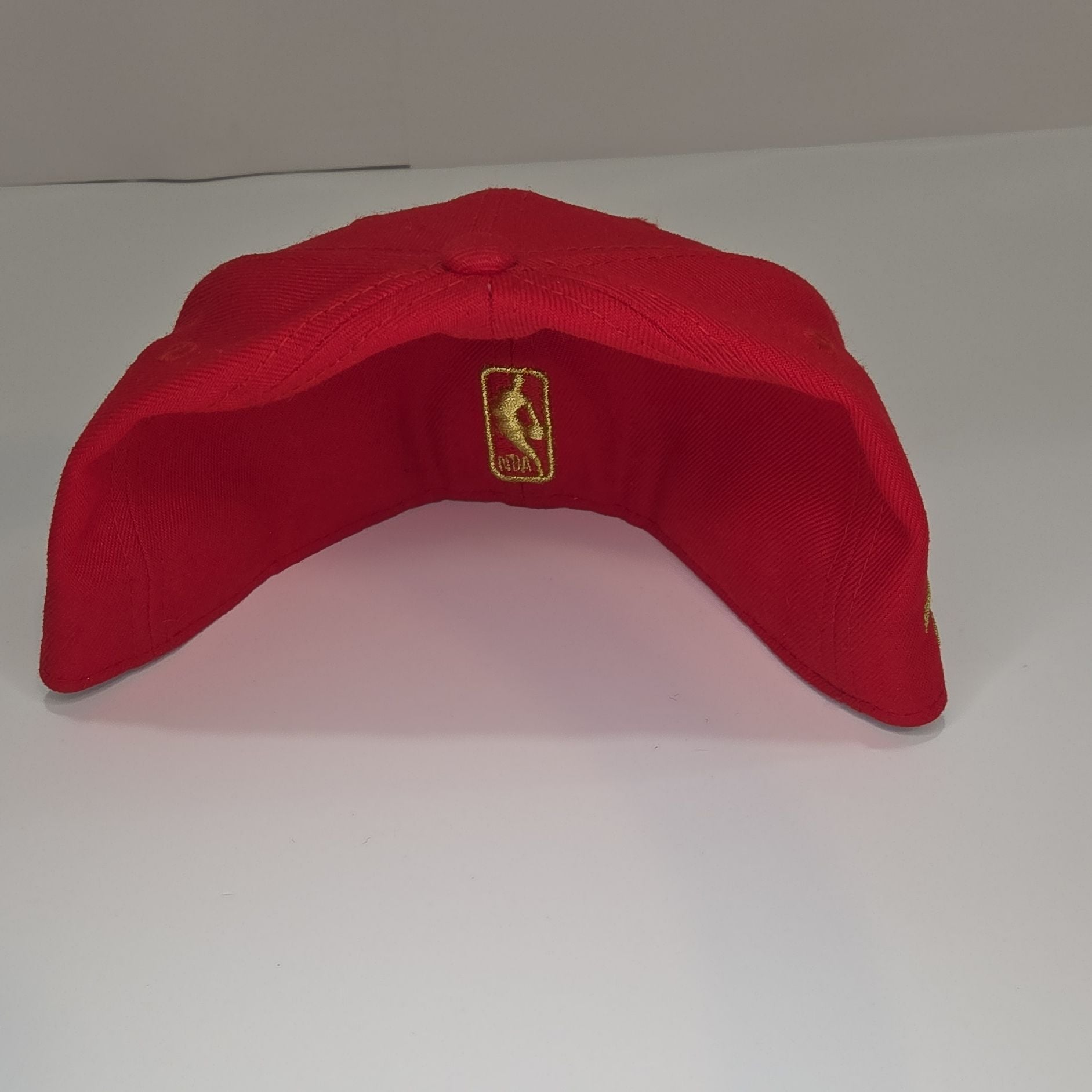 New Era Toronto Raptors NBA 59FIFTY Fitted Hat Red Gold Shield Logo Size 7 5/8 5