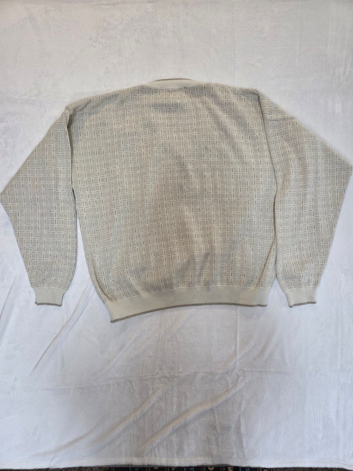 Vintage Textures by Natural Issue V-Neck Patterned Knit Sweater Beige 9