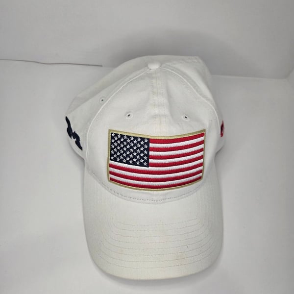 MICHIGAN WOLVERINES WHITE FLAG ADJUSTABLE CAP HAT