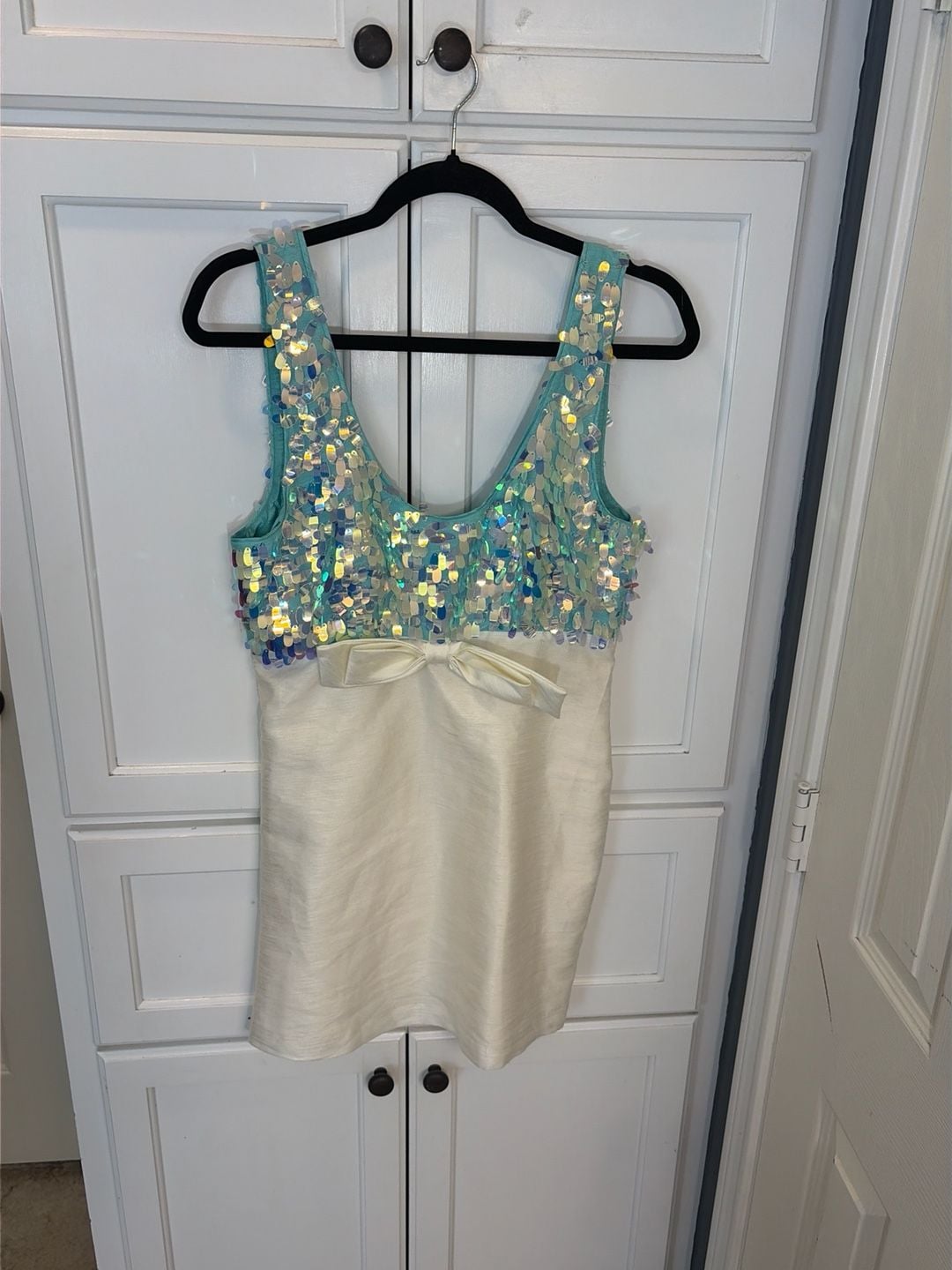 Kimchi Blue Urban Outfitters Sparkle Mermaid Bow Sequin Party Mini Dress M 3