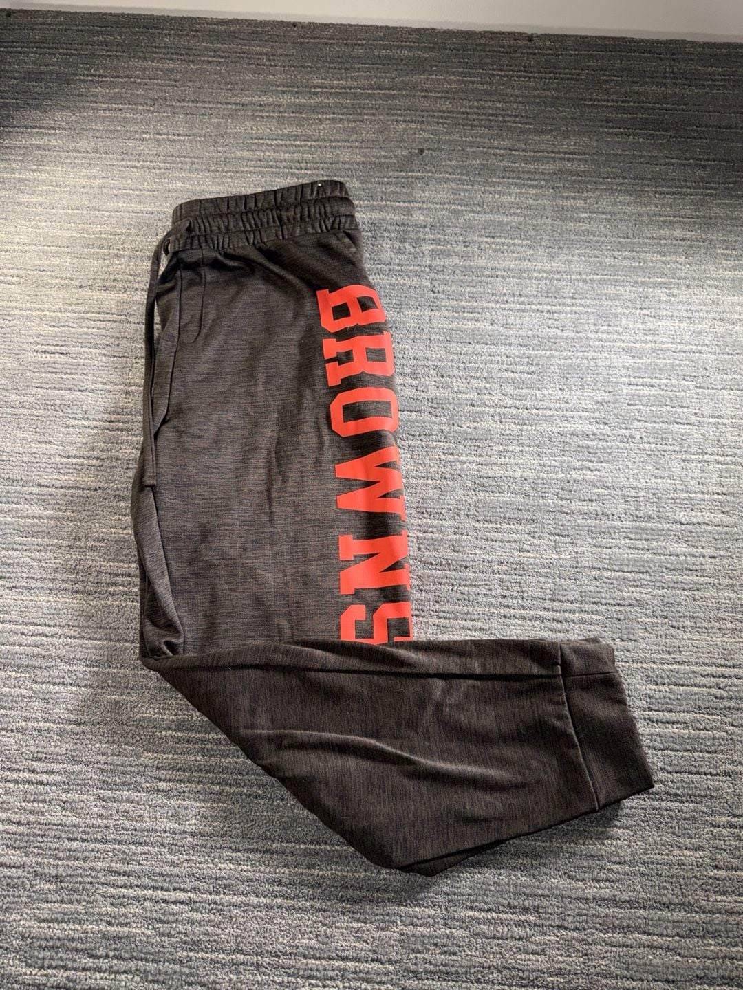 Cleveland Browns NFL Team Apparel Men's Heathered Charcoal Jogger Sleepwear Pants 1