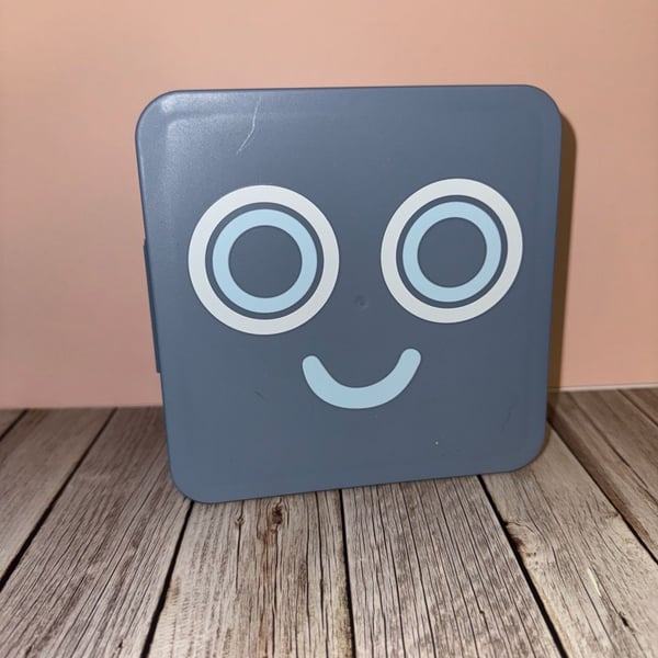 3- Target Bullseye Playground Grey Robot Face Bento Box Food Containers