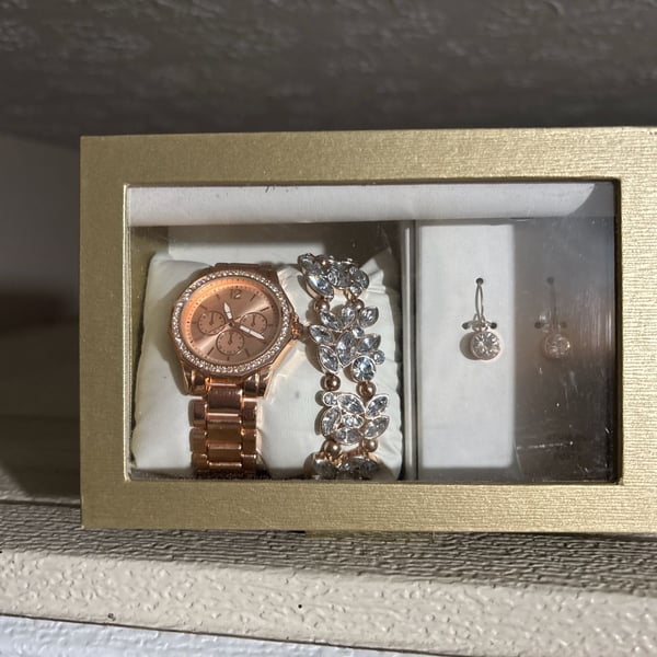Folio Women's Rose Gold: Crystal Bezel Watch, Bracelet, and Earrings set— New!