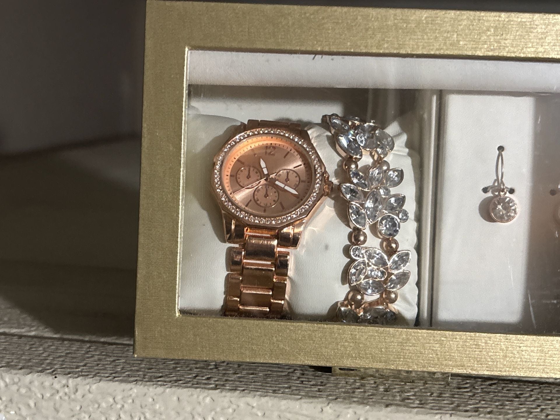 Folio Women's Rose Gold: Crystal Bezel Watch, Bracelet, and Earrings set— New! 3