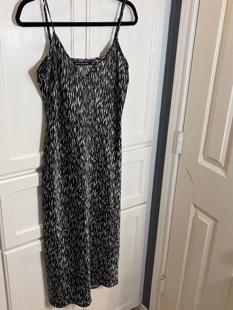 Calvin Klein Jeans Black White Animal Print Satin Slip Midi Dress LRG Timeless 4
