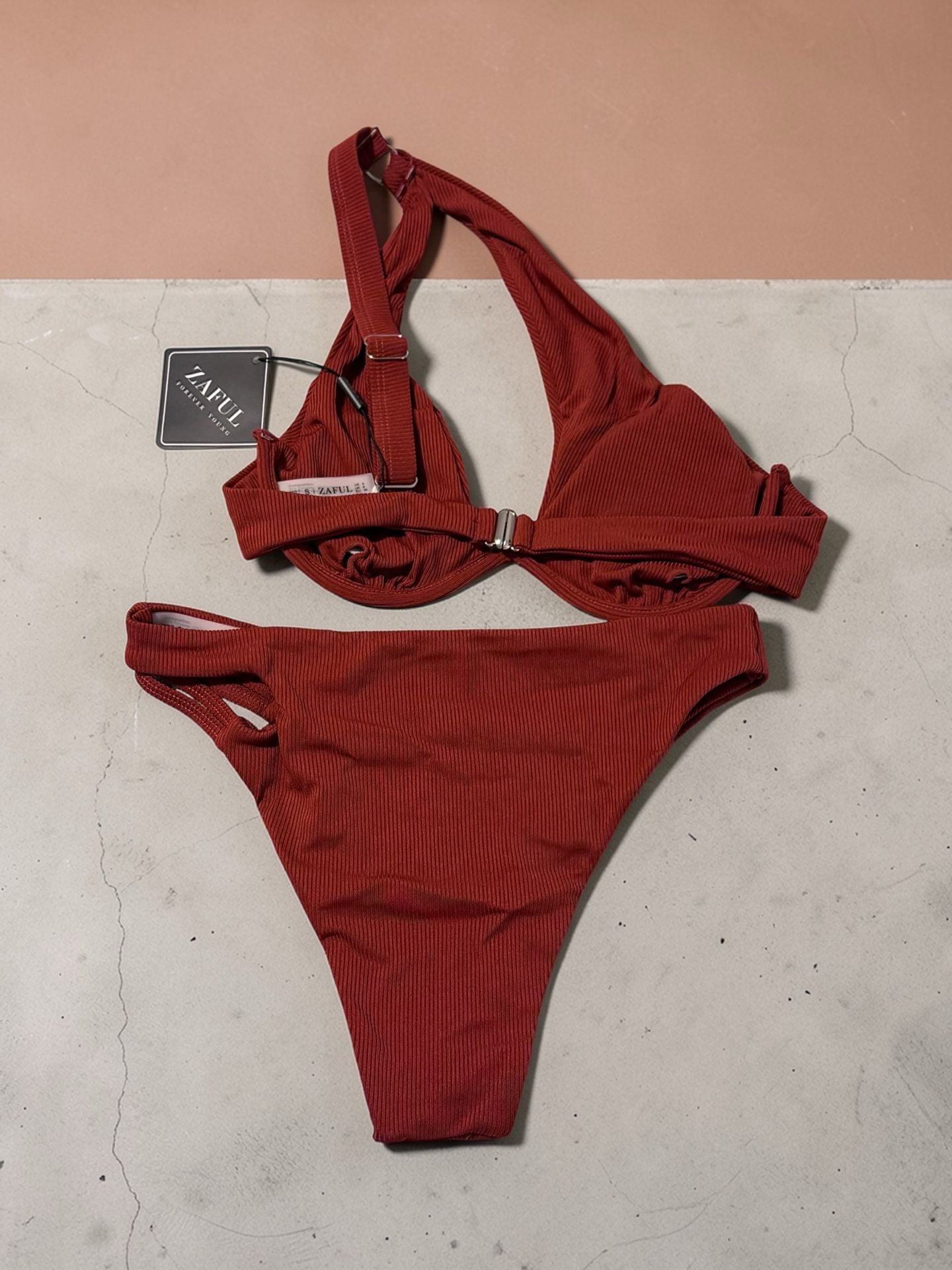 ZAFUL Ribbed Cut Out One Shoulder Underwire Bikini Set in Copper Red 2