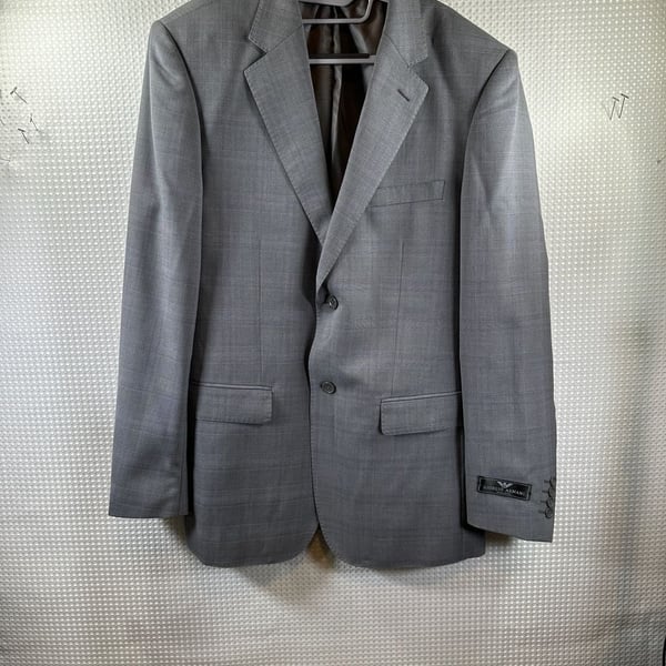 Giorgio Armani  LeCollezioni Grey Plaid Two-Button Suit Jacket Blazer